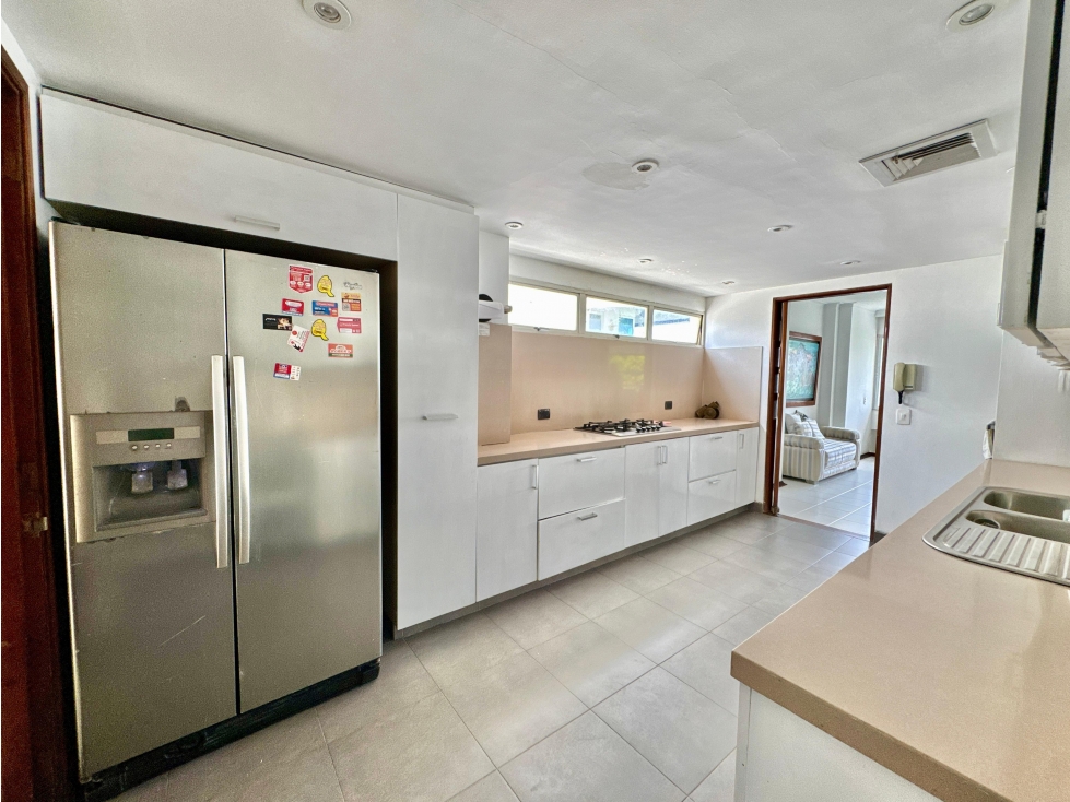VENTA APTO DE 3 ALCOBAS Y ESTUDIO CASTILLOGRANDE — foto 6