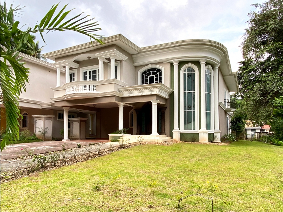 Casa en Llanos de Curundu, Ancón (TMP)