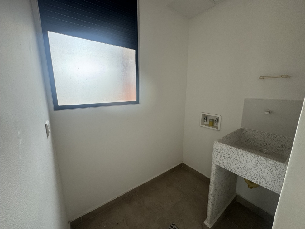 Venta apartamento Envigado sector entre el Salado y Camino Verde — foto 3