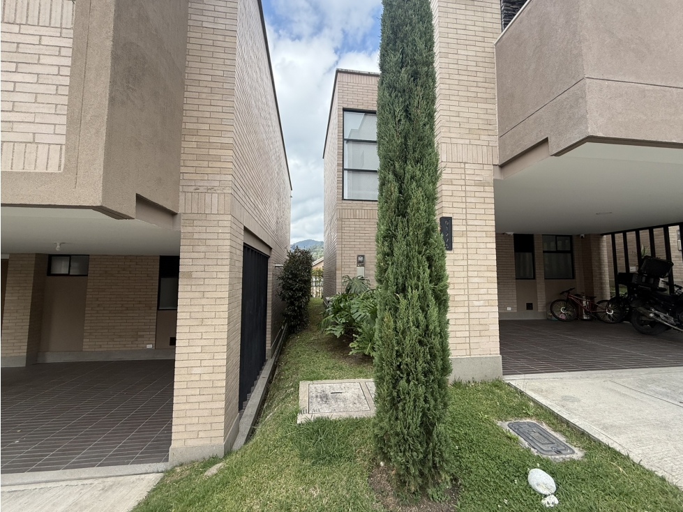 Venta casa Campestre estrenar en el Retiro unidad cerrada — foto 3