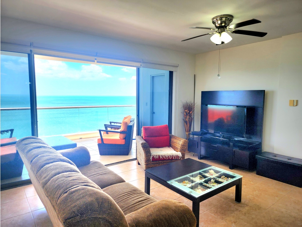 Beach Front 4 Bed Condo - Biltmore - 6