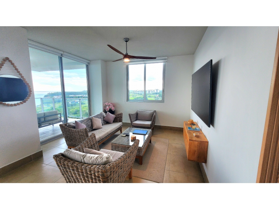 Luxury on the Edge of the Pacific - 6