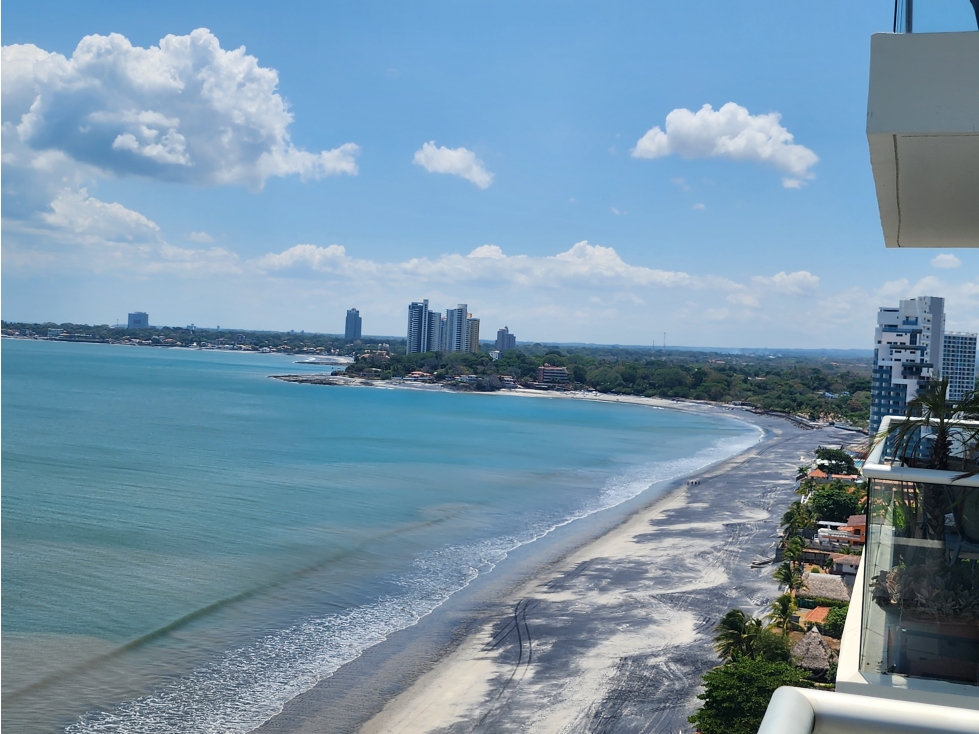 Beach Front 4 Bed Condo - Biltmore - 1