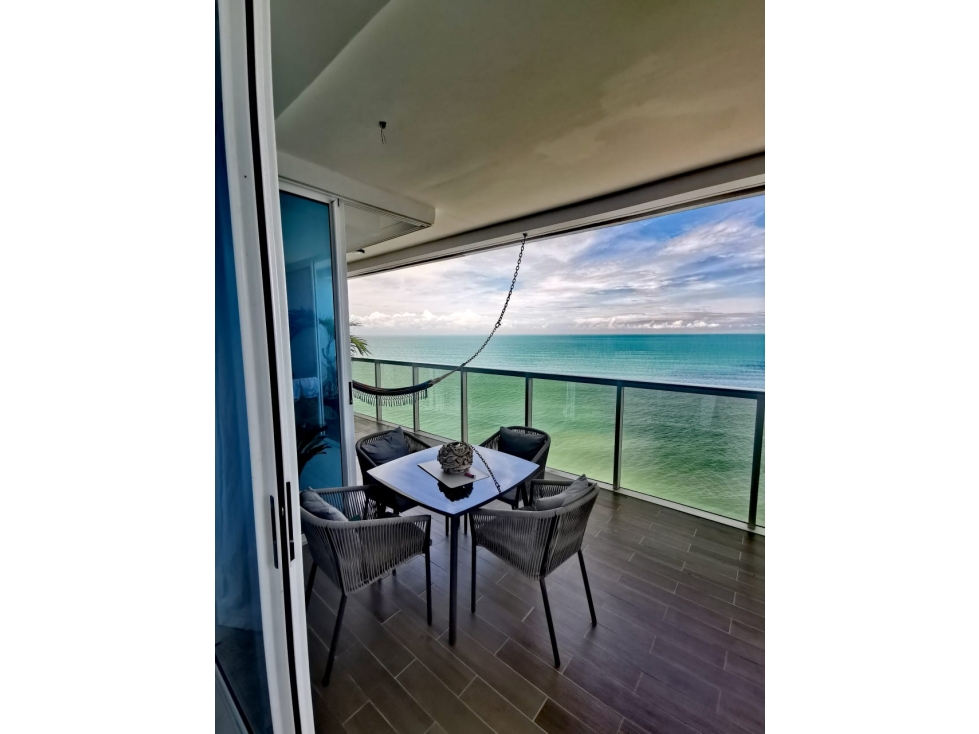 Oceanfront 3-Bed Condo | 12th Floor | Ocean Waves, Gorgona