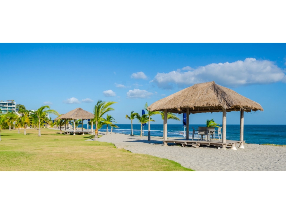 2 Bed Beach Condo - Views of Pool, Golf, Ocean - 4