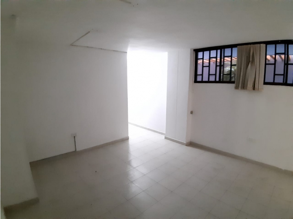 Alto Prado - Edificio Ornella - Local en alquiler - Barranquilla — foto 2