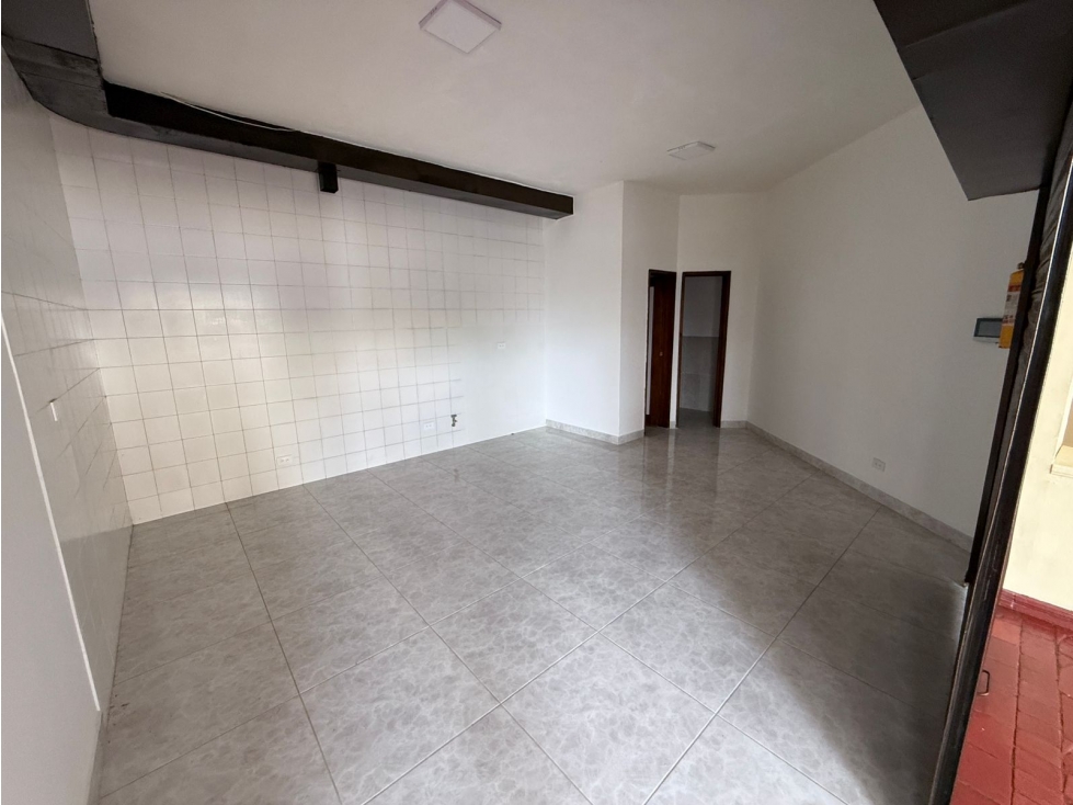 ¡Se arrienda local comercial en excelente ubicaciÃ³n Sector La Fogata! — foto 2
