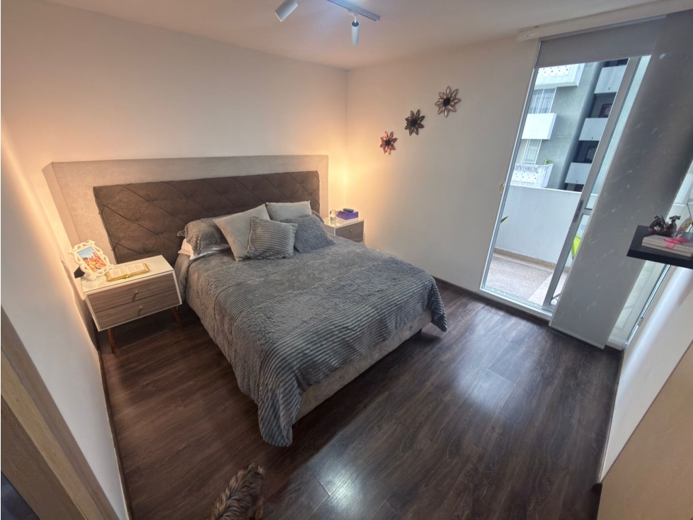 Apartamento en venta sobre la Avenida 19