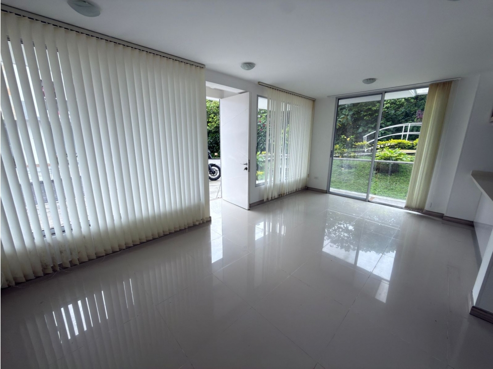 ¡Casa en venta al norte de Armenia!