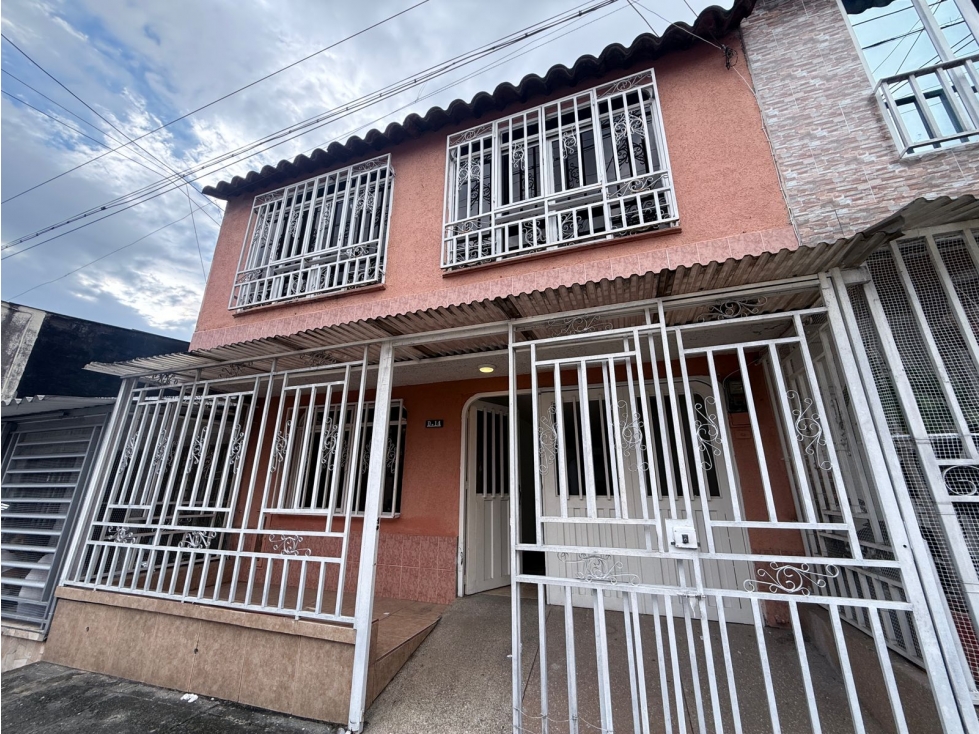 Se Vende Casa al Sur de Armenia villa hermosa
