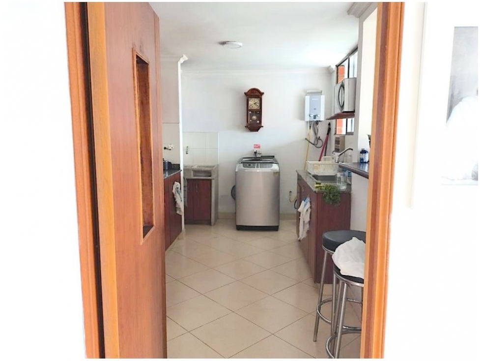 Apartamento Duplex en venta en la Loma de los Bernal — foto 4