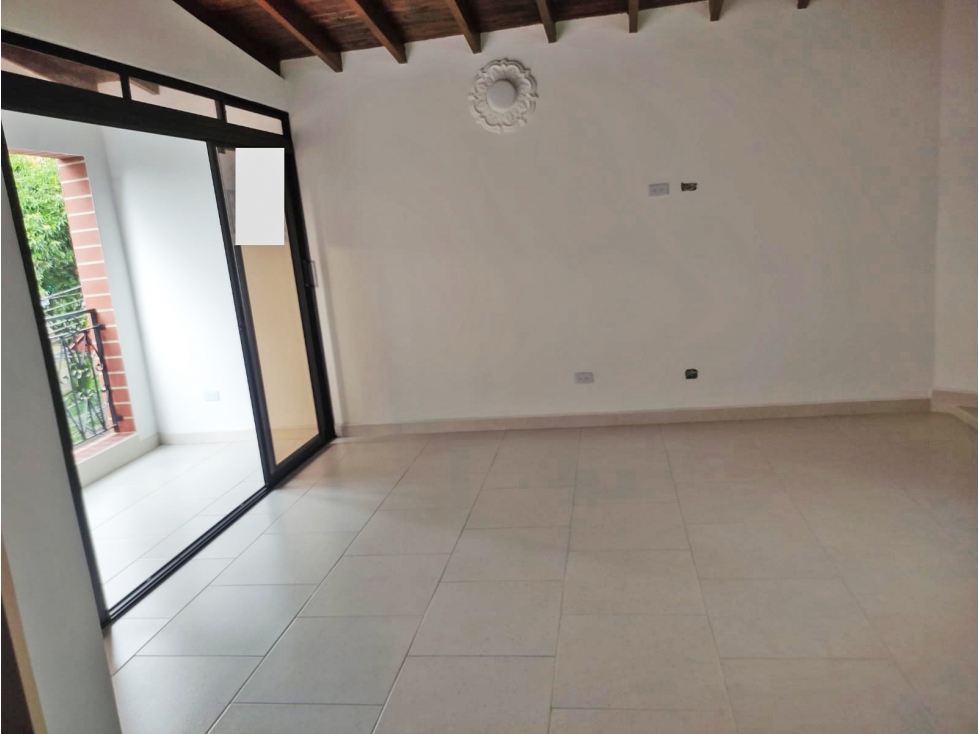 CASA EN VENTA EN PROPIEDAD HORIZONTAL TERCER PISO