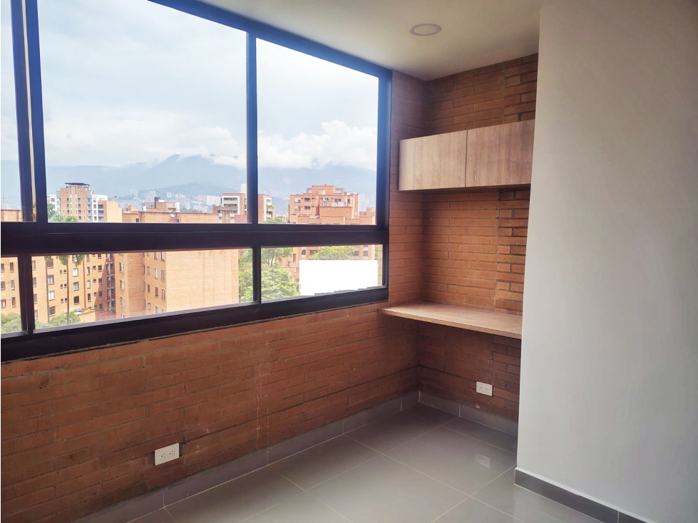 OFICINA TIPO LOFT (APARTAESTUDIO) EN VENTA EN LAURELES - RENTAS CORTAS