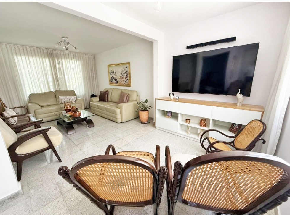 APARTAMENTO TIPO CASA EN PRIMER PISO DE PROP HORIZONTAL SIMON BOLIVAR