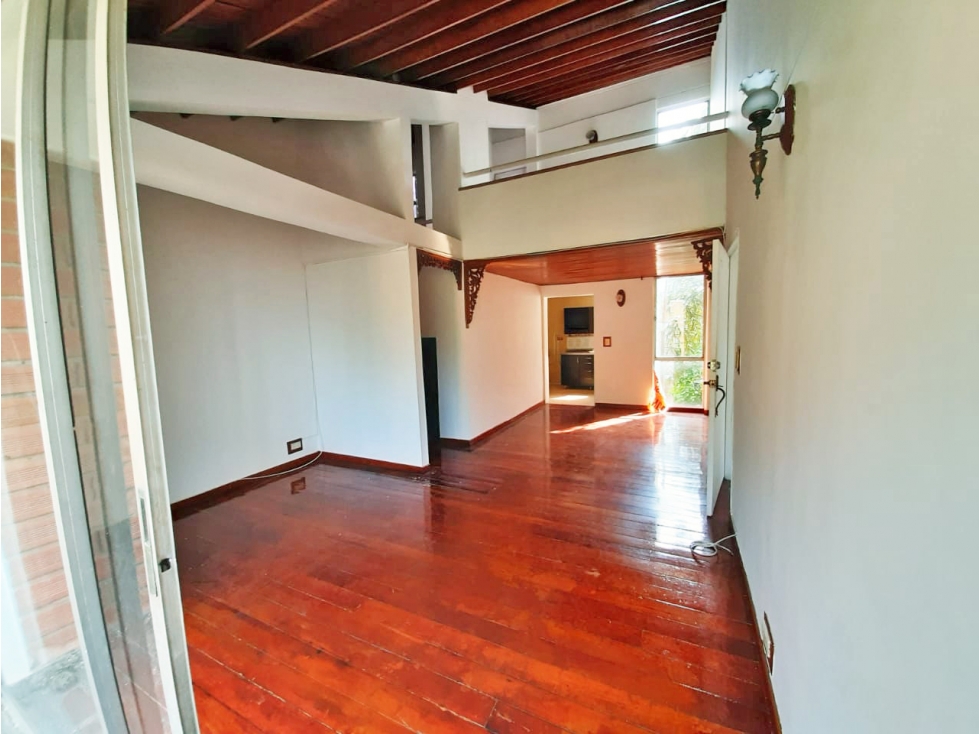 APARTAMENTO DÚPLEX EN VENTA SECTOR SAN DIEGO CON TERRAZA