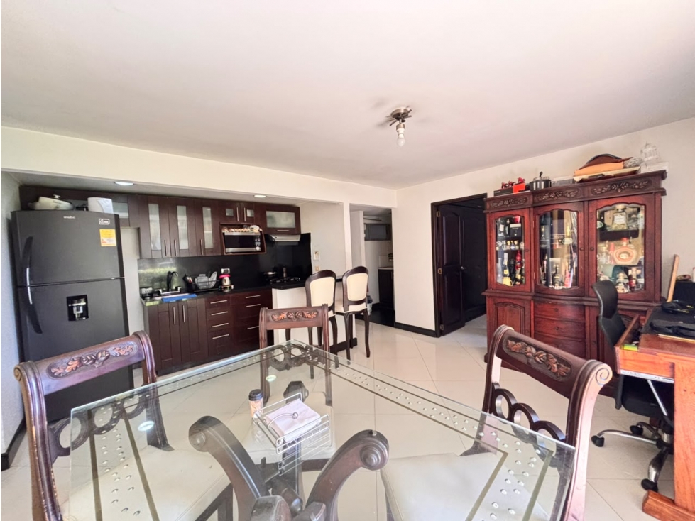 VENDO APARTAMENTO EN LAS PALMAS, EL POBLADO, 80MTS