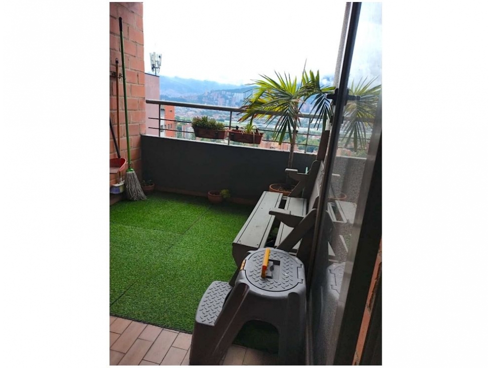 Apartamento Duplex en venta en la Loma de los Bernal — foto 6