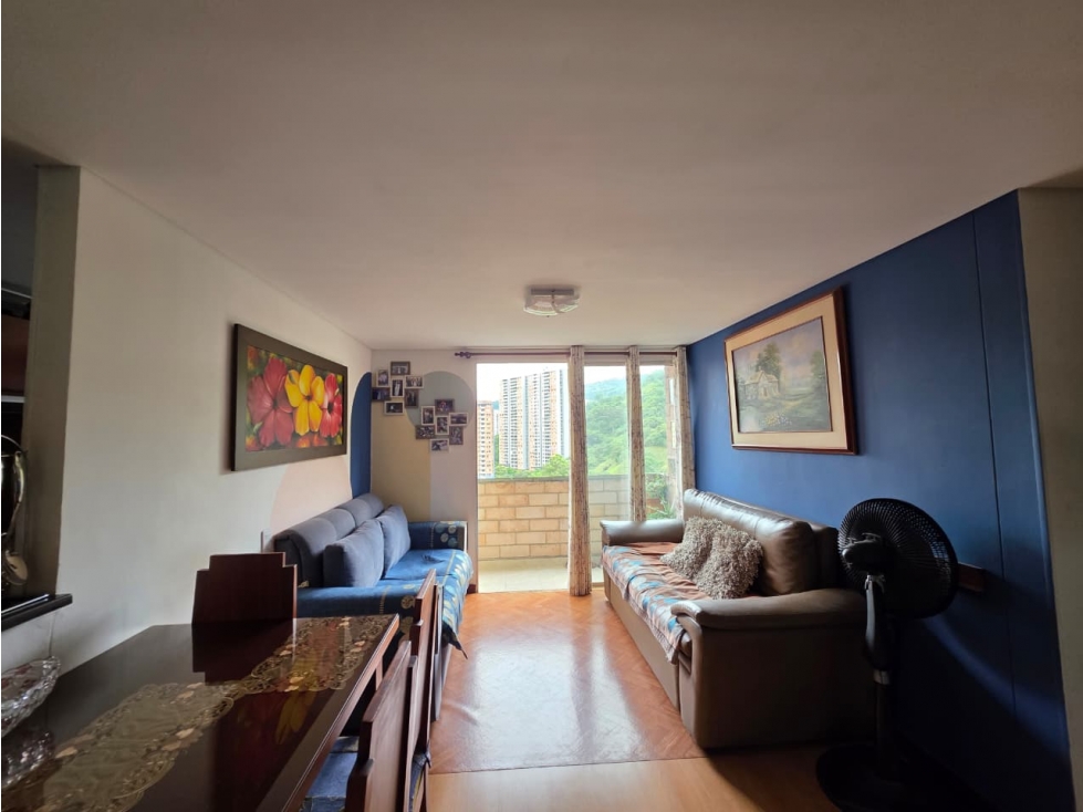 VENTA DE APARTAMENTO LOMA DE LOS BERNAL