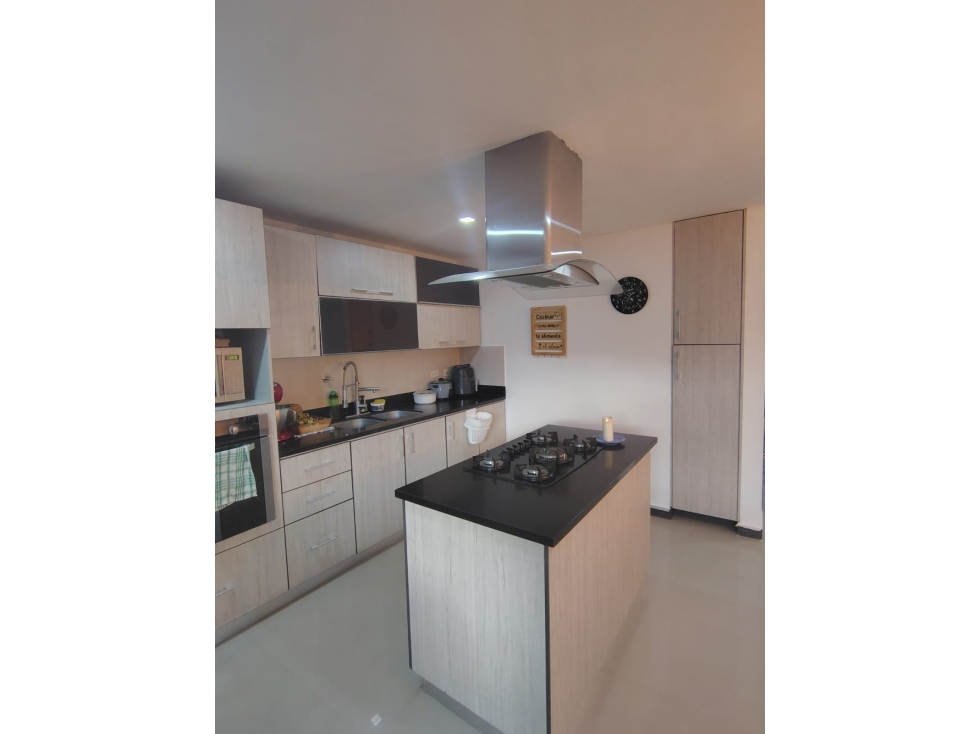 Apartamento en venta en Laureles La Castellana - 2