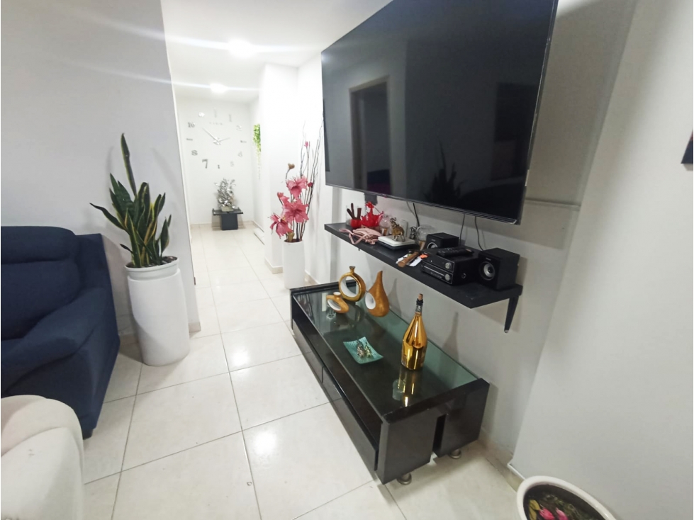 CASA EN VENTA DE 3 NIVELES EN PH LA AMÉRICA - SOLO DE CONTADO — foto 2