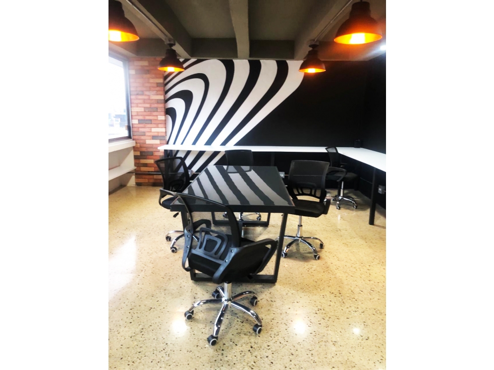 OFICINA EN VENTA EN EL CENTRO DE MEDELLÍN — foto 2
