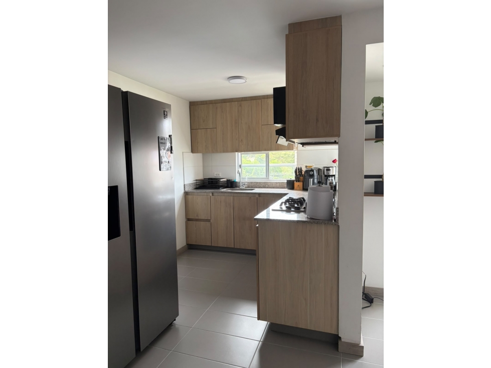 VENTA APARTAMENTO EN LOMA DE LOS BERNAL