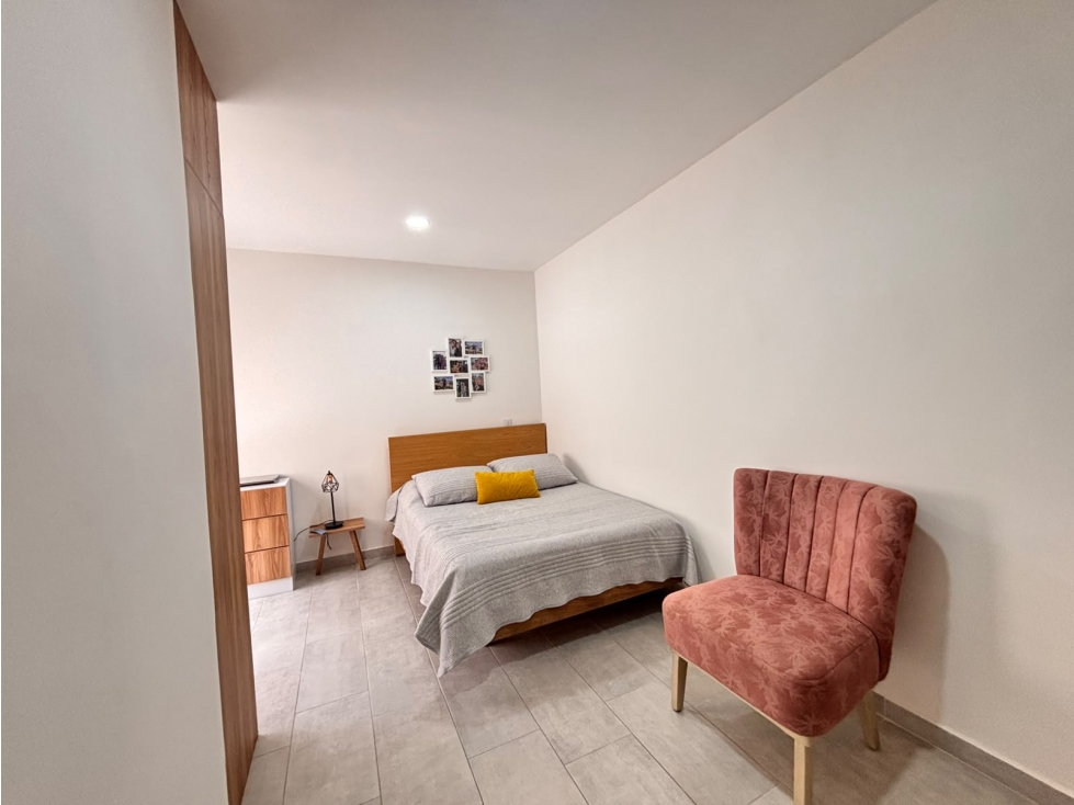 VENDO CASA EN ENVIGADO, BARRIO LA MAGNOLIA, PISO 3, 100MTS — foto 3