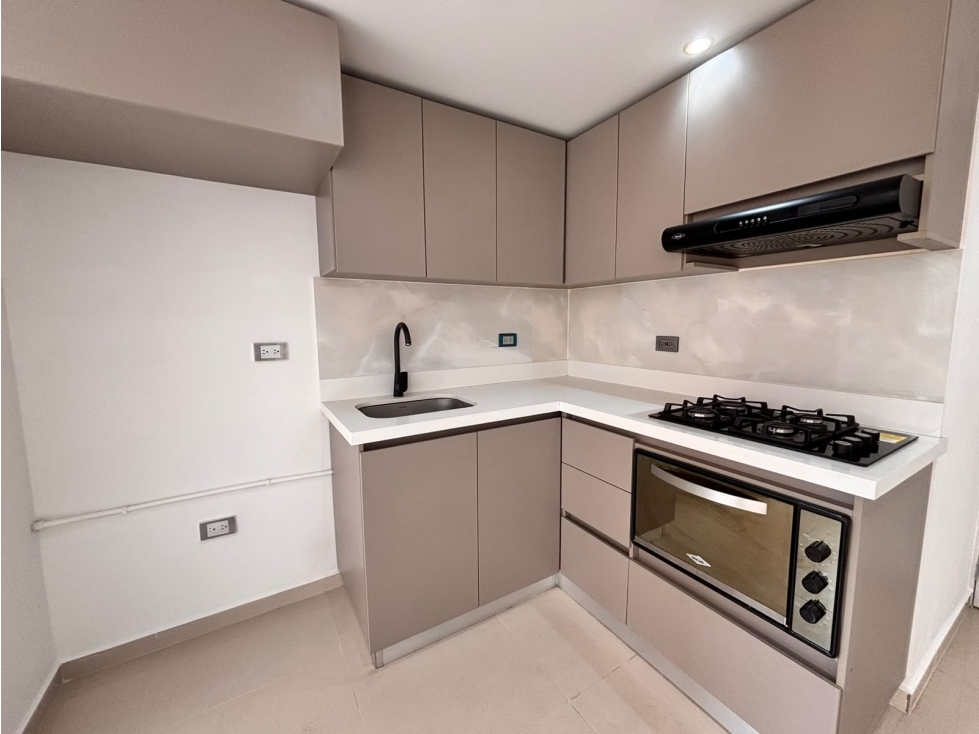 VENDO APARTAMENTO EN SABANETA, LOMA DE SAN JOSÉ — foto 3