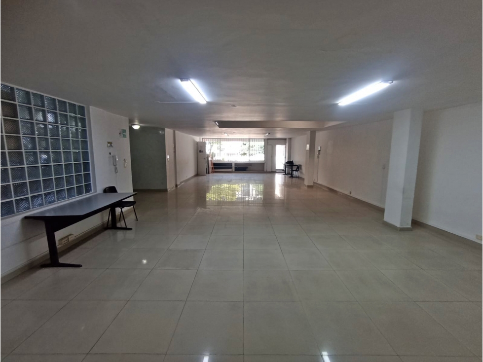 3 OFICINAS JUNTAS EN VENTA EN MALL CERCA DEL PARQUE DEL POBLADO — foto 4