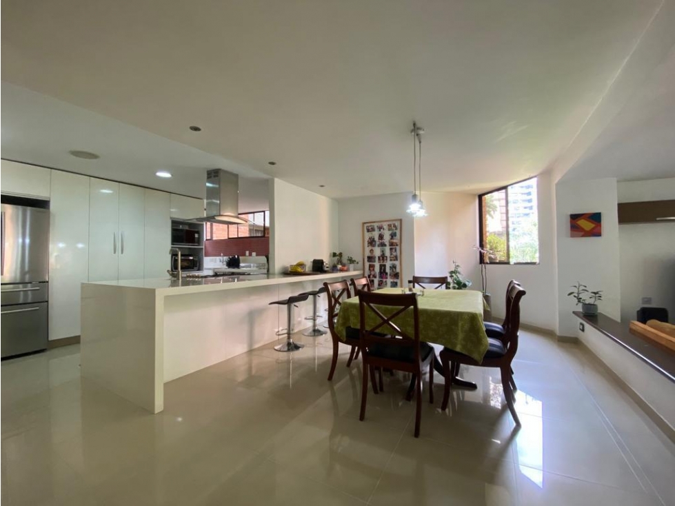 APARTAMENTO EN VENTA EL POBLADO SECTOR LA VISITACIÓN — foto 3