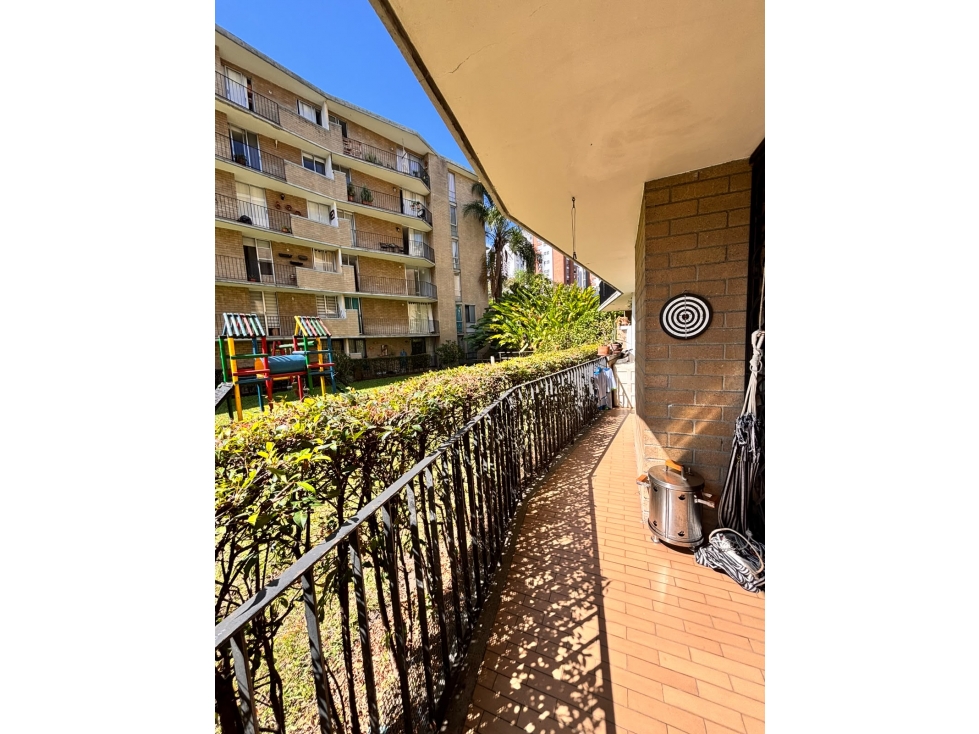 VENDO APARTAMENTO EN LAS PALMAS, EL POBLADO, 80MTS — foto 3