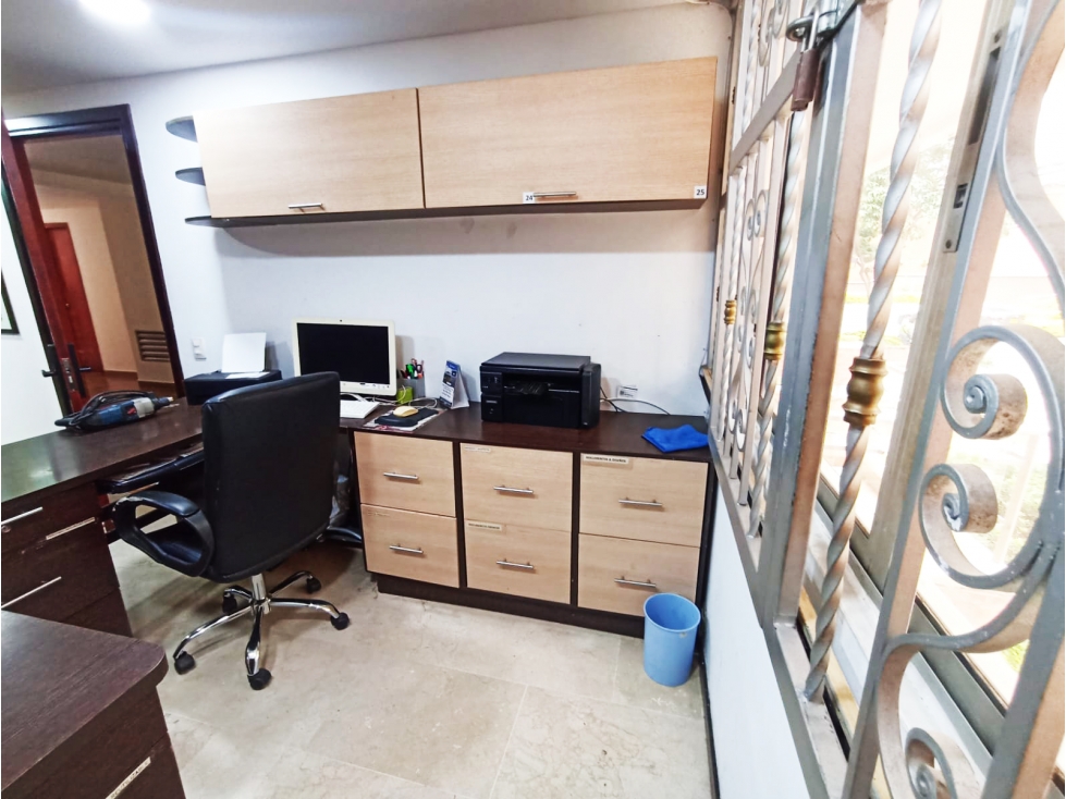 OFICINA EN VENTA EN LAURELES, ÚLTIMO PRECIO PARA VENTA DE CONTADO — foto 4