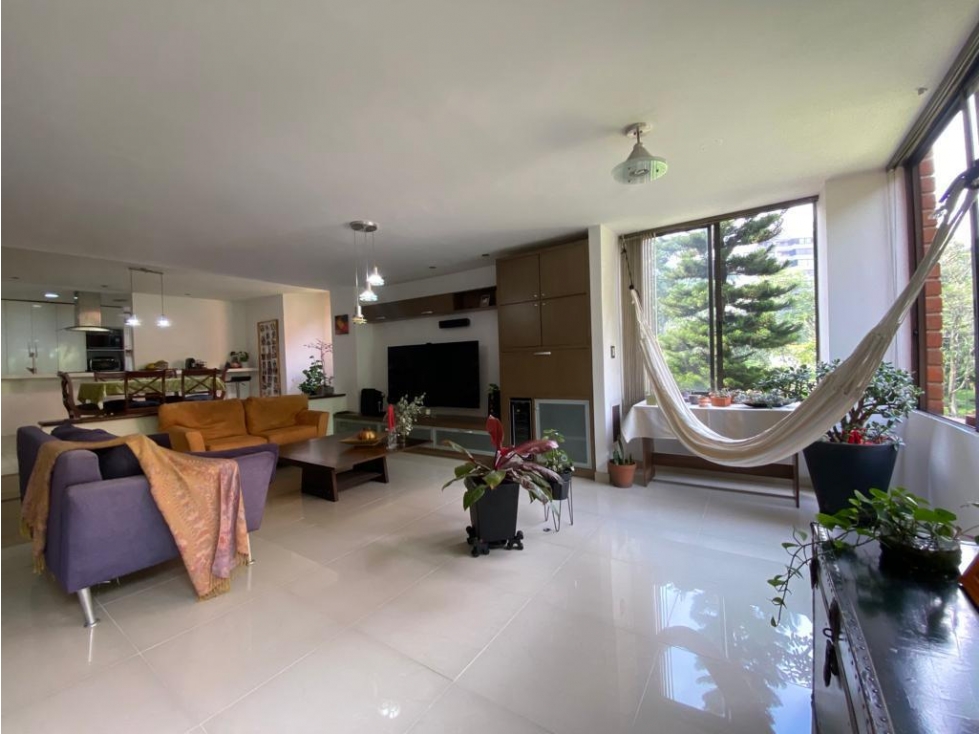 APARTAMENTO EN VENTA EL POBLADO SECTOR LA VISITACIÓN — foto 4