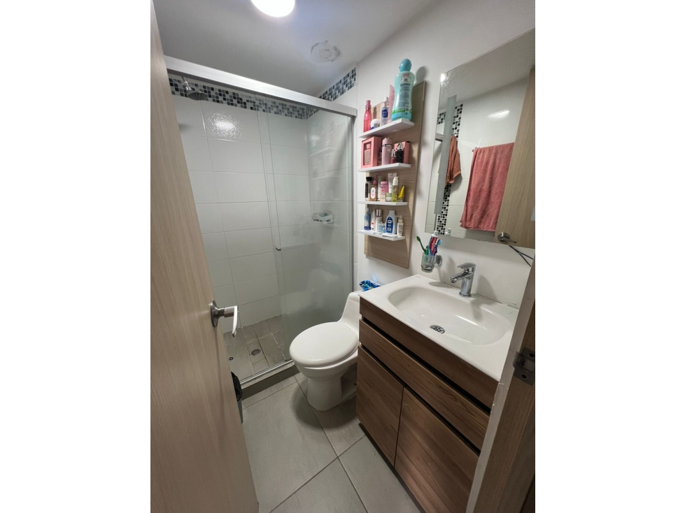 VENTA DE APARTAMENTO EN LUNA DEL BOSQUE ROBLEDO PAJARITO — foto 4