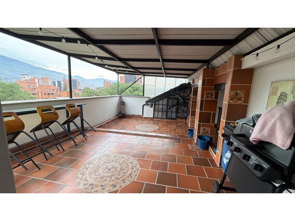 EN VENTA APARTAMENTO PENTHOUSE DÚPLEX EN LAURELES, SEGUNDO PARQUE — foto 4