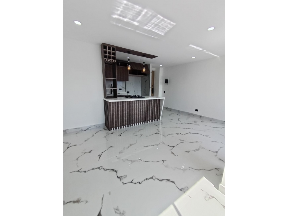 VENDO APARTAMENTO ITAGUI DITAIRES, AMANTINA 7OMTS — foto 4