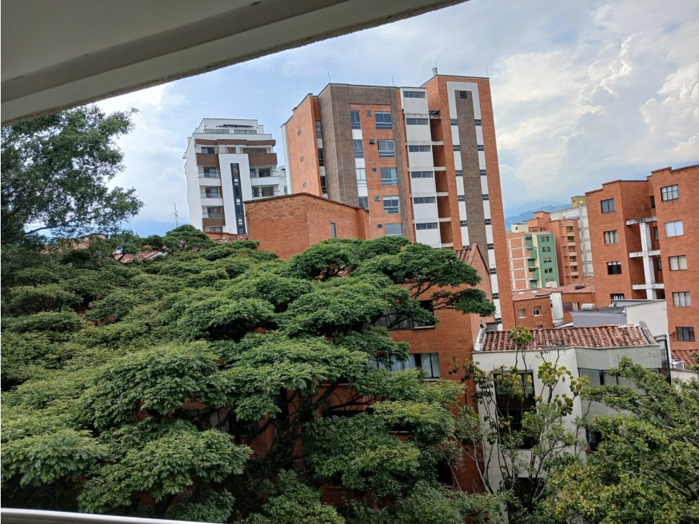 APARTAMENTO EN VENTA EN LAURELES CERCA DEL SEGUNDO PARQUE — foto 4