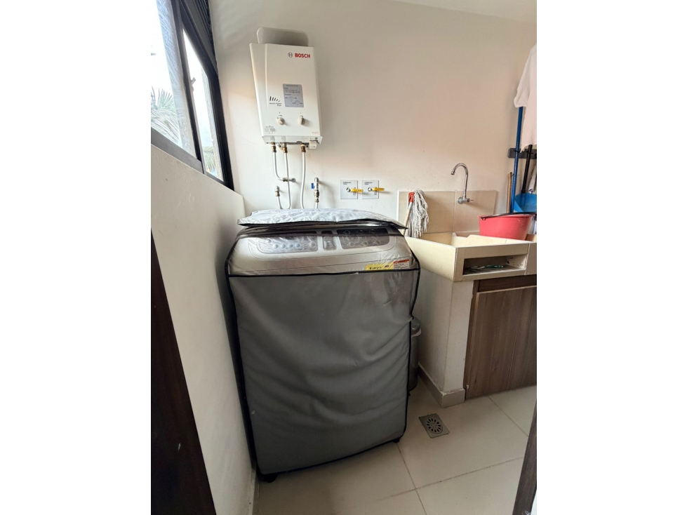 APARTAMENTO EN VENTA EN LAURELES SECTOR SEGUNDO PARQUE — foto 5