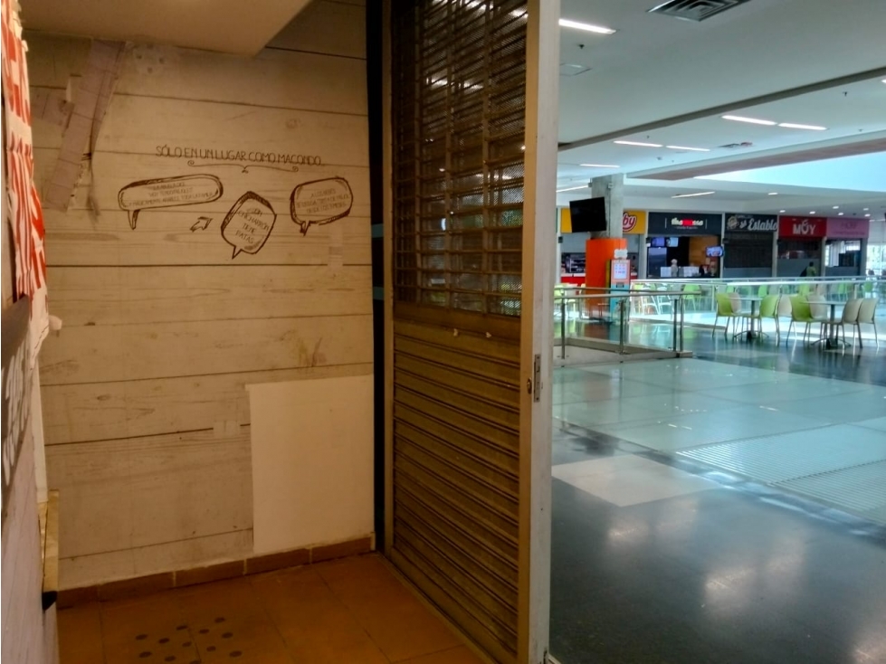 Local en venta en zona de Comidas Centro Comercial sector Chagualo