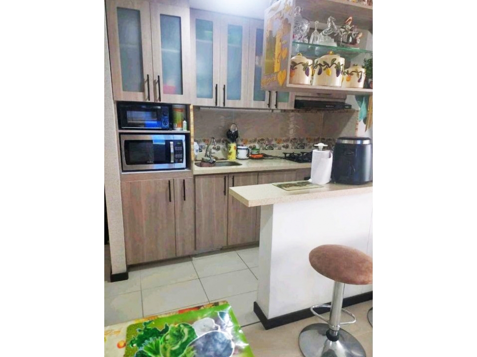 APARTAMENTO EN VENTA SOLO DE CONTADO EN LINDA UNIDAD EN ITAGÜÍ — foto 6