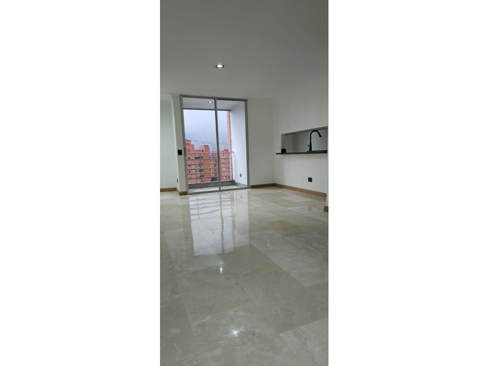 APARTAMENTO DÚPLEX EN VENTA EN PLENO CORAZÓN DE LAURELES — foto 6