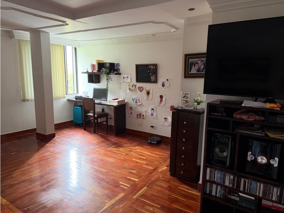 EN VENTA APARTAMENTO PENTHOUSE DÚPLEX EN LAURELES, SEGUNDO PARQUE — foto 6
