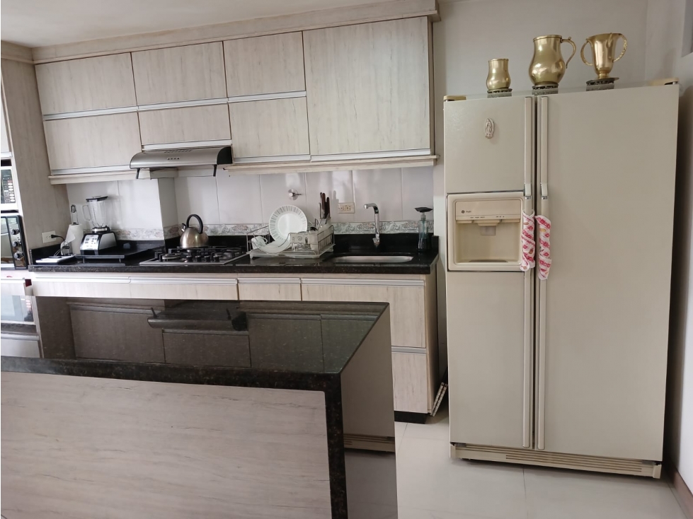 APARTAMENTO EN VENTA EN LAURELES CERCA DEL SEGUNDO PARQUE — foto 6