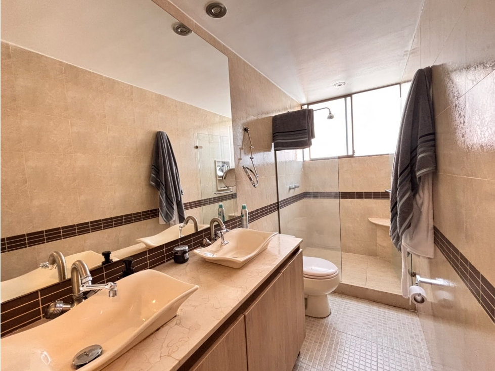 VENDO APARTAMENTO EN EL POBLADO, LOMA DEL ENCIERRO, 133MTS — foto 6