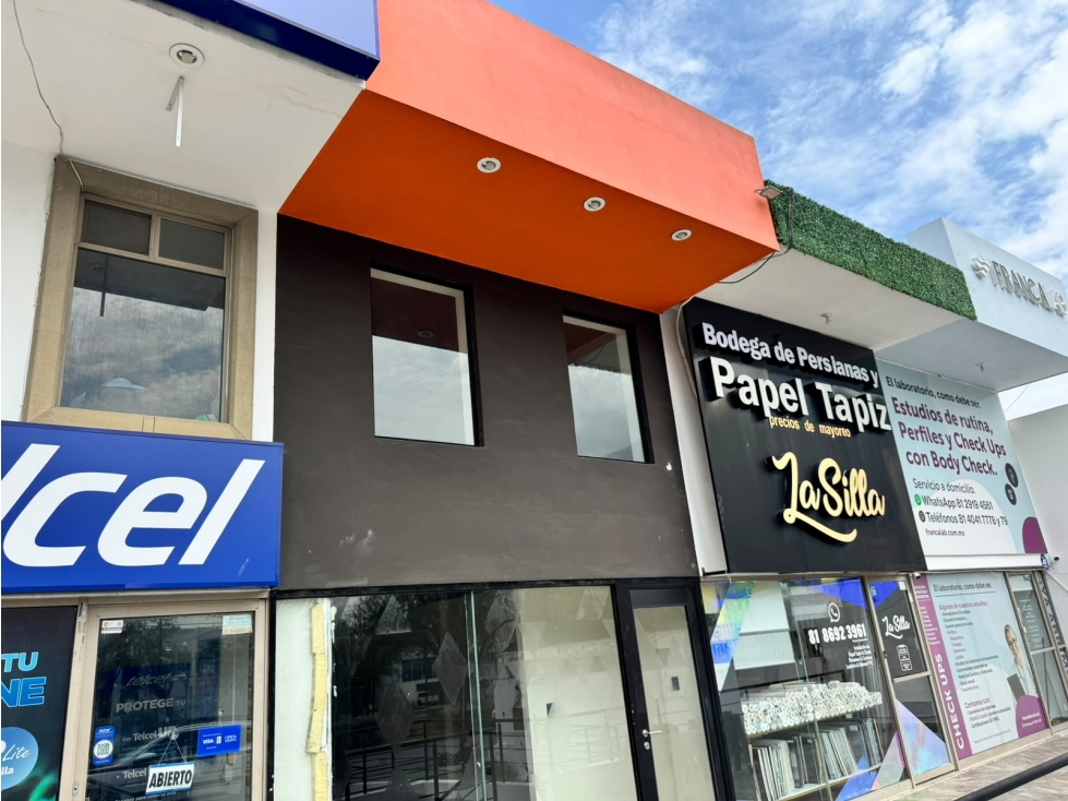 RMC LOCAL EN RENTA EN PLAZA MUSAS COL CONTRY MONTERREY NUEVO LEON