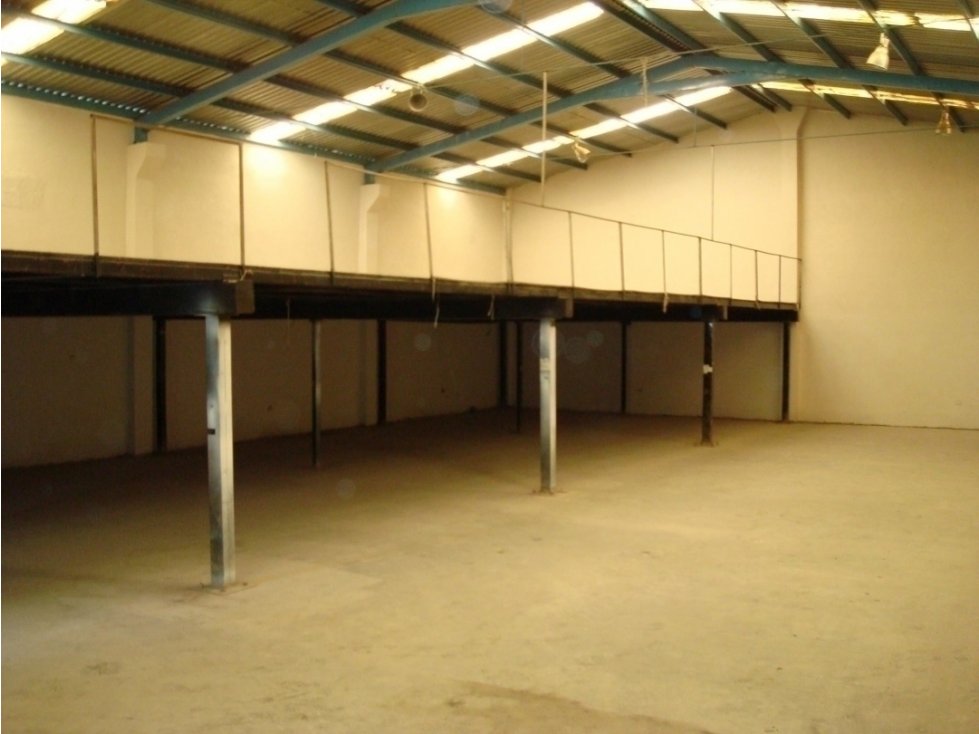 GNI Bodega en VENTA, Col. SCOP en Guadalupe - 3
