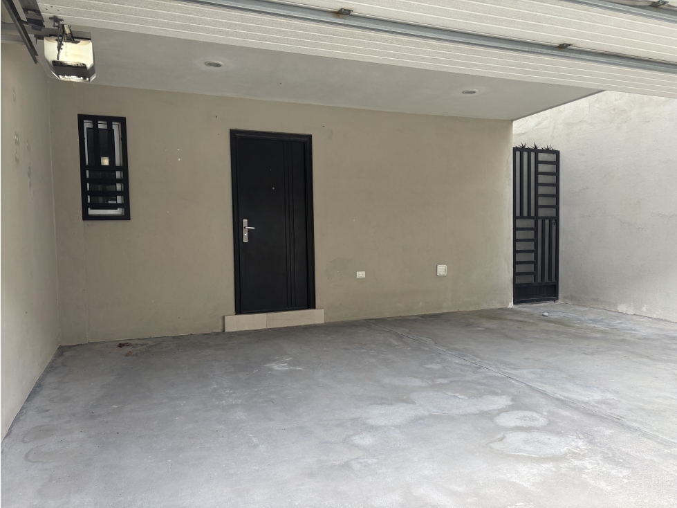 APV CASA EN RENTA EN ALMERIA APODACA NL — foto 3