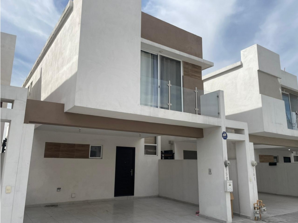 CASA EN RENTA EN RESIDENCIAL APODACA EN APODACA NUEVO LEON - 1