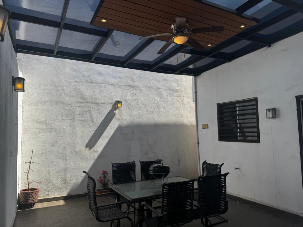 RMC CASA EN VENTA EN CUMBRES SAN AGUSTIN EN MONTERREY N L. — foto 2