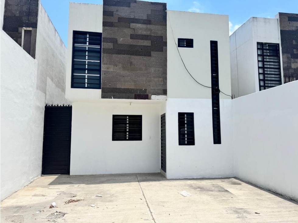 RMC CASA EN RENTA EN VALLE AZUL EN APODACA NUEVO LEON